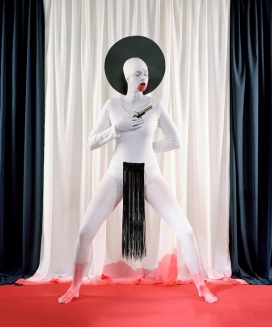 英国伦敦Terrible Twins摄影师作品-MIND DWELLERS