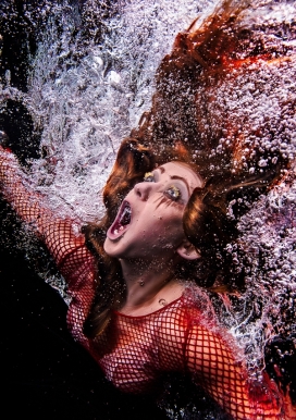 水下世界人像浸没作品-美国洛杉矶摄影师Tim Tadder作品Immersion