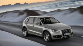 高清晰2013年奥迪-Q5越野车壁纸