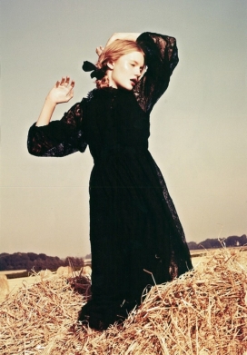 天真和浪漫的女性