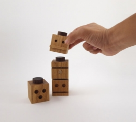 迪诺・桑切斯的图腾可堆叠木块积木，是在美国手工制作，具有无毒完成的实心橡木和胡桃木