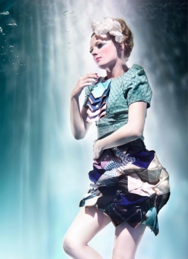 波兰Szymon Kobusi?ski摄影师水下时尚作品