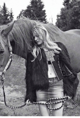 多米尼克卡萨尔塔风格-休闲服