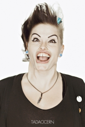 变形脸再次袭击-澳大利亚Tadao Cern摄影师作品