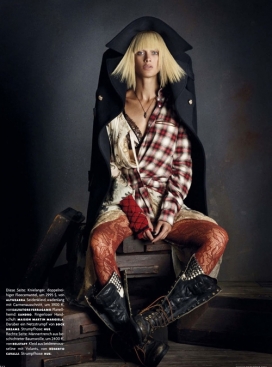 反叛浪漫-卡罗琳墨菲时尚德国女装时尚秀