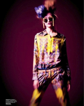 激情花-荷兰冬季朱娜・贝尔时尚风格