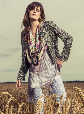 伊莎贝莉・塔娜-南美民俗历史时装