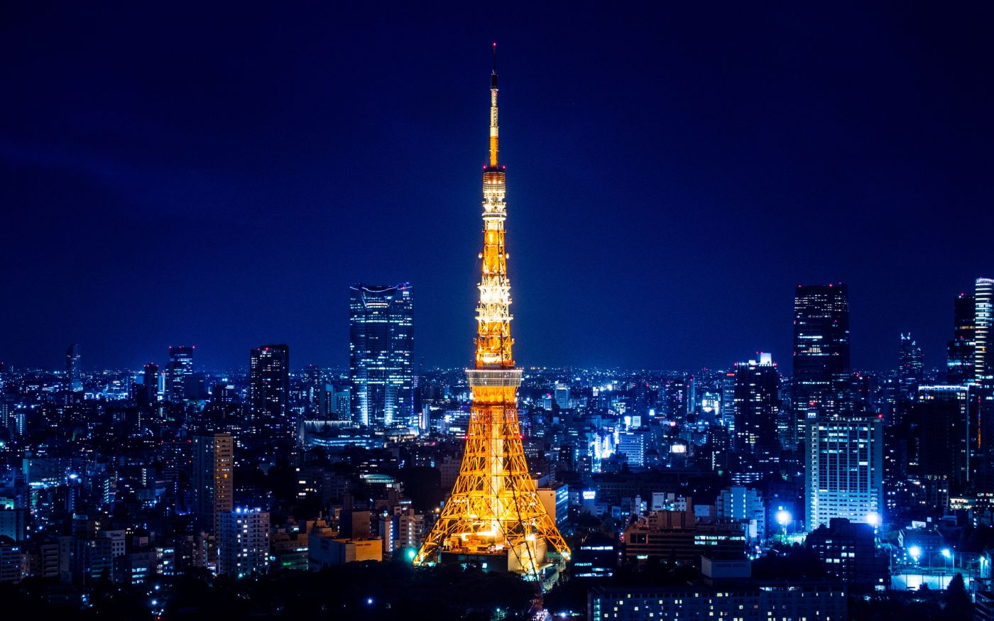 超高清晰日本东京芝公园港区全景夜景塔壁纸 手机移动版