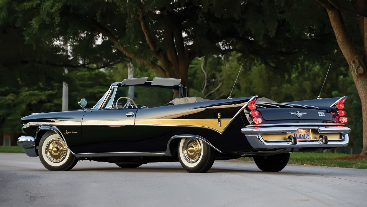 高清晰desoto复古老爷车图片