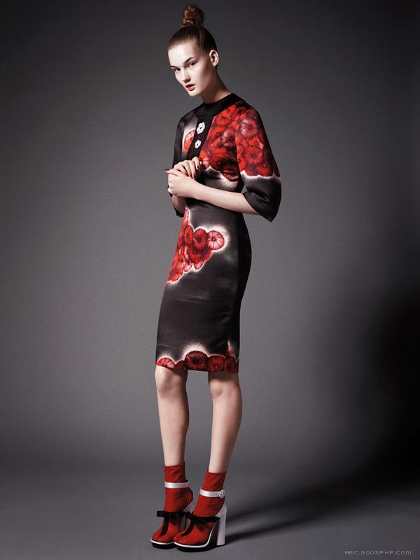 时尚Bazaar芭莎英国-阐述了2013年春季时装的趋势---酷图编号4