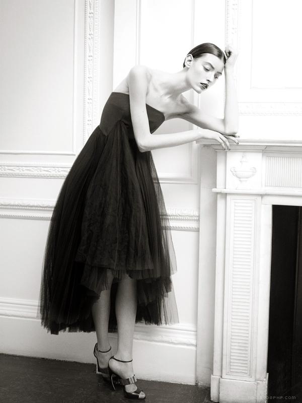 时尚Bazaar芭莎英国-阐述了2013年春季时装的趋势---酷图编号3