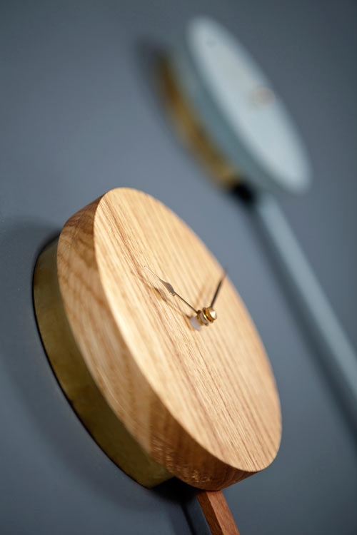 现代摇摆时钟-Christian Kim工业设计师作品封面大图