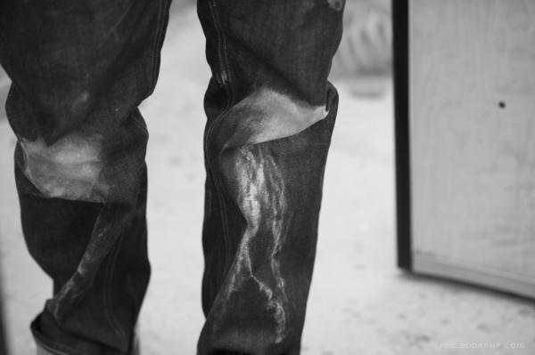 白桦树工具箱柜-超过600个独特的组件和250个精心联锁传统的关节,它有足够的悬挂空间,错综复杂的手工雕刻---酷图编号1045005