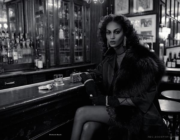 琼・斯莫斯-Vogue俄罗斯-量身打造卓越的时尚拍摄---酷图编号11