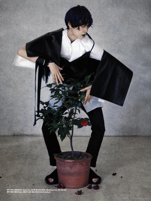 Miss Invisible-亚洲风味隐形花树妹,各种各样丰富色彩的花朵,树枝和灌木为点缀-Vogue韩国纯粹的艺术---酷图编号6