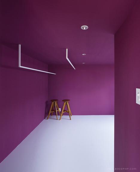 House-日本艾尔豪斯设计事务所作品,一间卧室和浴室都隐藏在这间仓库改建而成的白色盒子---酷图编号1045943