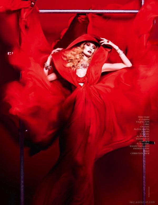 穿礼服的卡特琳-一个神话般的人造花卉图案时装---酷图编号9