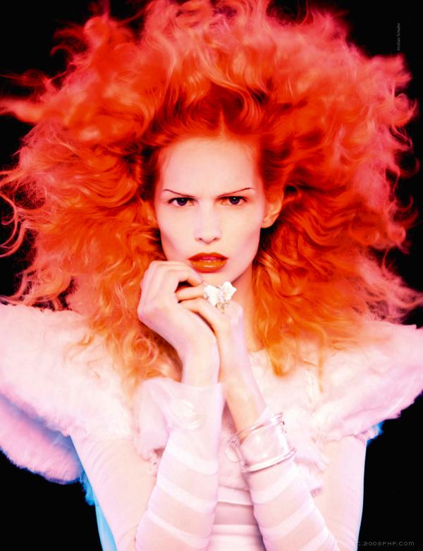 穿礼服的卡特琳-一个神话般的人造花卉图案时装---酷图编号5