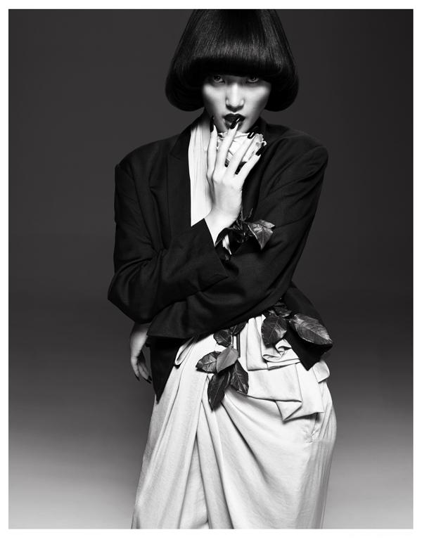 女人的温柔-丽娜张尹超-时尚芭莎黑白图像-现代技巧和轻声感性的男装剪裁---酷图编号7