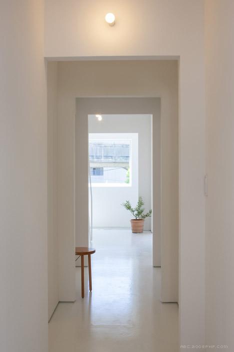 日本大窗户夹层阁楼建筑---酷图编号1054430