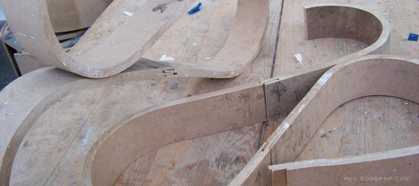 意大利干面条扶手椅家具设计---酷图编号4