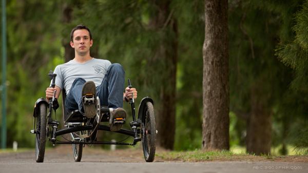 UR6TRIKE仰卧三轮车设计---酷图编号2