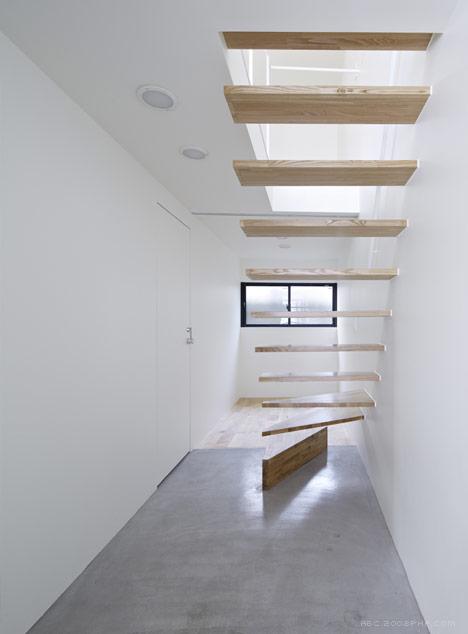 一个不对称屋顶的建筑---酷图编号7