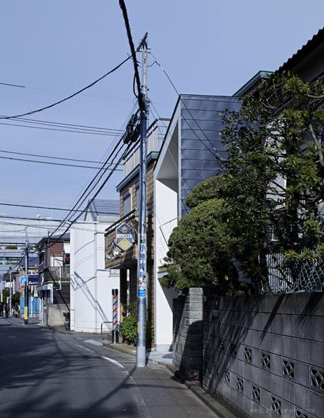 一个不对称屋顶的建筑---酷图编号3