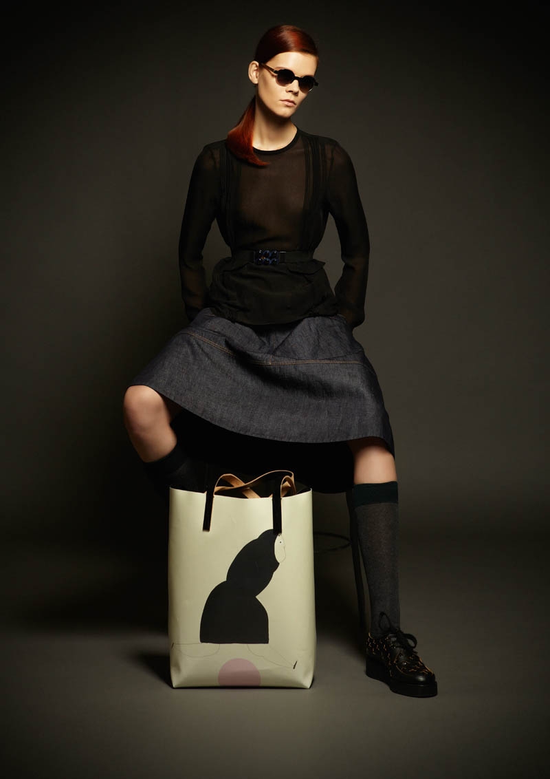 阿根廷艺术家罗米纳奎罗斯选择的T恤配件-独特抽象的插图艺术图片