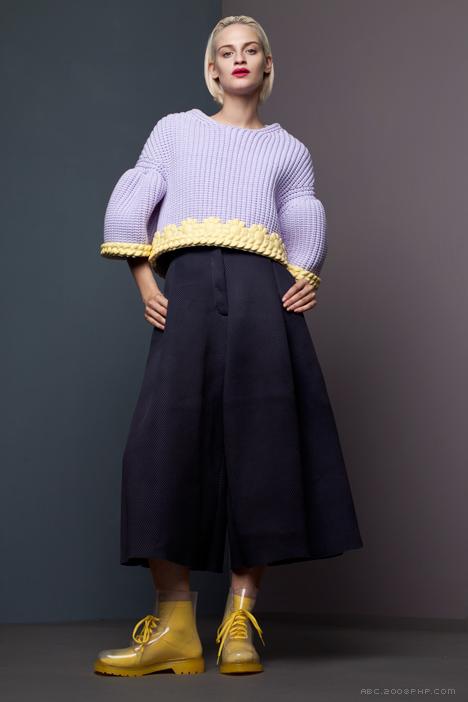 皇家艺术学院毕业生Xiao Li打造的丰满柔和硅胶成型针织服装秀---酷图编号4