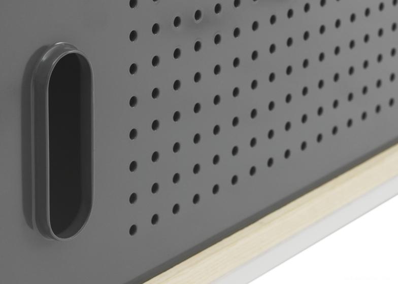 简单的的穿孔门餐具柜子-丹麦Simon Legald设计师作品---酷图编号1056401