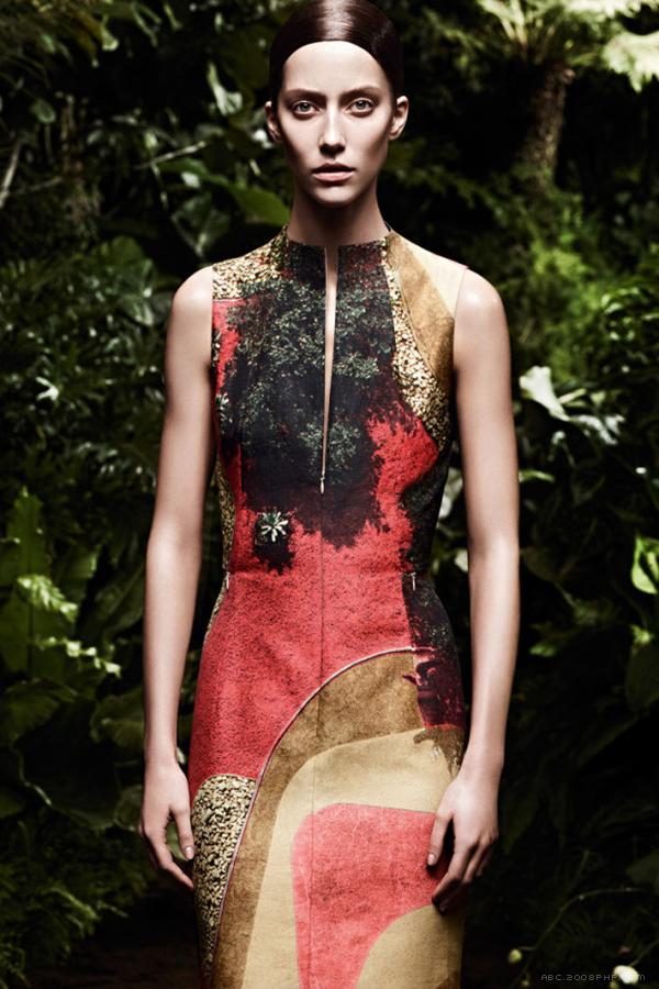 伊甸园-模特阿拉纳吉玛散发着一种对抗,智慧的目光---酷图编号2