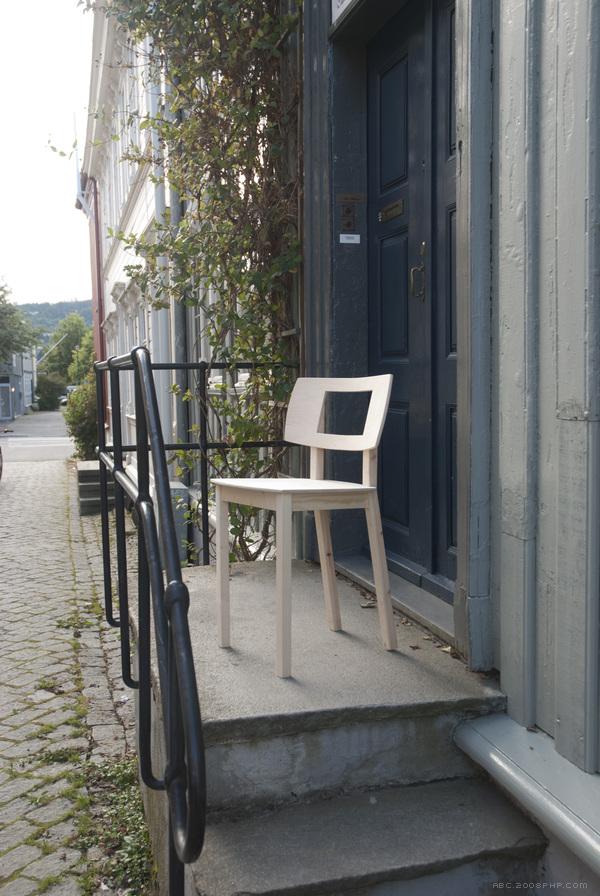 SIKT适合厨房桌子的木质靠背椅---酷图编号1057836