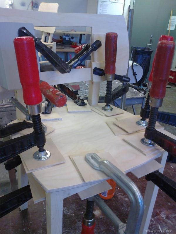 SIKT适合厨房桌子的木质靠背椅---酷图编号1057837