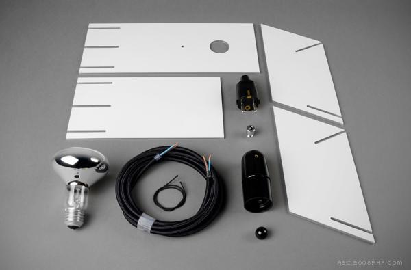 组装台灯-所有部件都容易组装,无螺丝,简单的拼接---酷图编号1060493