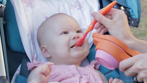 婴儿食品捣碎饭盒袋设计---酷图编号6