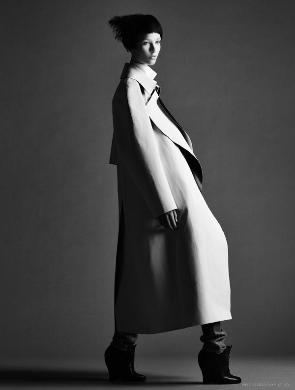 埃琳娜巴特尔斯-LOFFICIEL乌克兰7月-给人感觉强大而迷人的时装时尚秀---酷图编号4