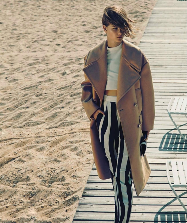 Bazaar芭莎墨西哥2013年8月-大胆的图案和平原的色彩和生动的图案组合封面大图