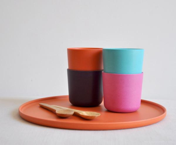 生态别致的儿童餐具-由可生物降解的竹纤维,三聚氰胺等塑料组成---酷图编号1064265