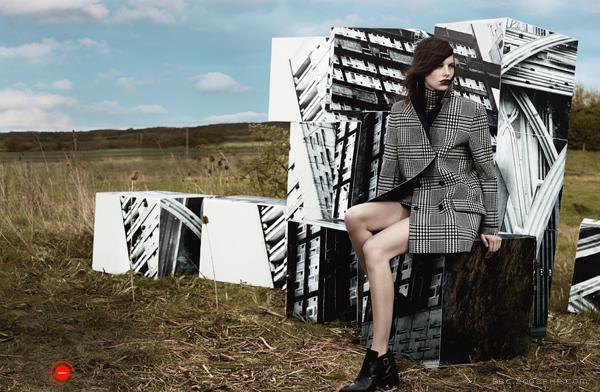 VOGUE英国版2013年9月-黑色的毯子和几何切割时装秀---酷图编号8