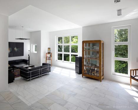 白色山墙立面联排别墅---酷图编号8