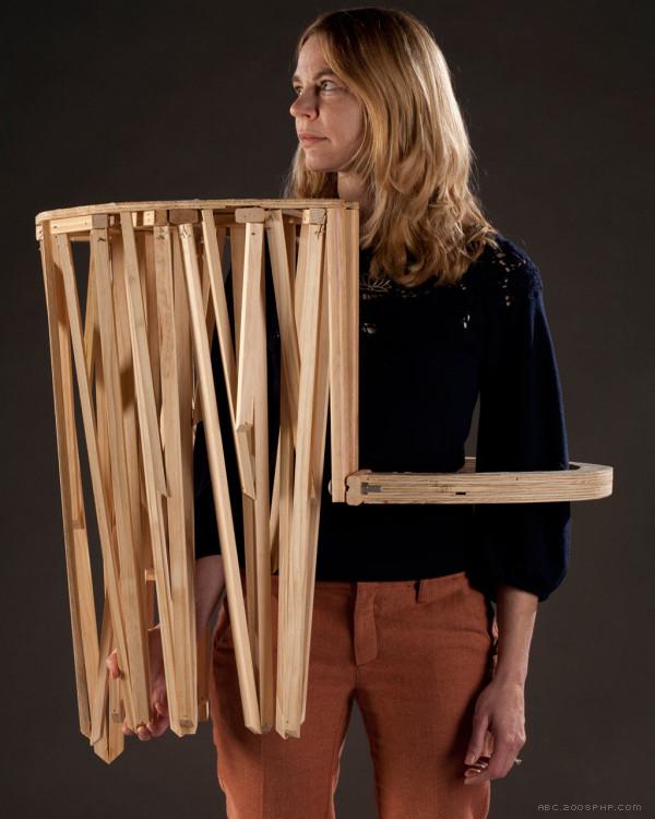 可穿戴的3D打印木质雕塑-可以实现与身体互动,似乎是建在自己身边,像巨型几何真菌---酷图编号1066112