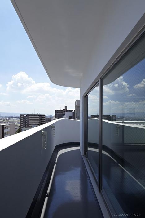 凹进转角阳台-日本EASTERN东区工设计事务所作室作品---酷图编号1066778