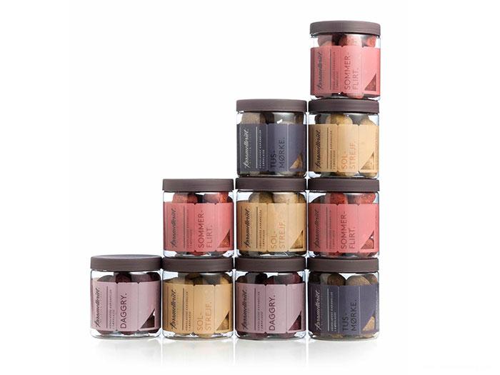 Karamelleriet焦糖美味包装-精致的质感工艺和优美柔和的配色方案,让你有想尝试这些所有美味的焦糖---酷图编号10