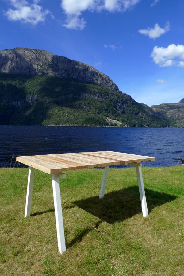 夏令营餐桌-可以做桌子也可以做秋千凳---酷图编号1068480