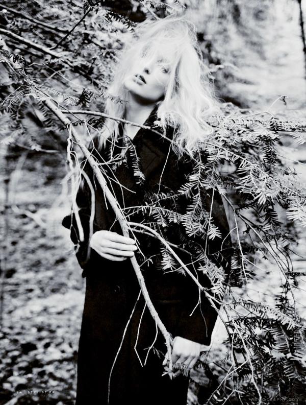 梅利莎-美丽神秘的户外拍摄---酷图编号2