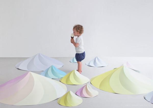 尚蒂伊灯-法国设计师Constance Guisset作品,彩虹的扭曲糖果色彩,褶皱胡须灯片---酷图编号1071414