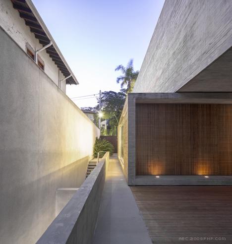 Casa Pinheiro混凝土房子-巴西建筑师马尔西奥・高根作品---酷图编号1074075