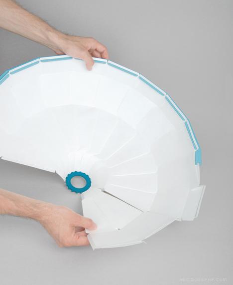 Lulu吊灯-采用人工合成纸状材料制成的重复条状日灯罩,有两个彩色环固定---酷图编号3