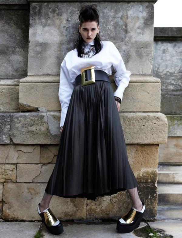 巴黎朋克公主-奇怪优雅的黑色杂志---酷图编号3